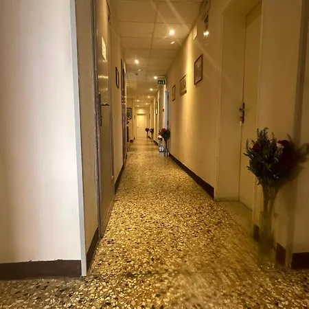 特伦托旅馆